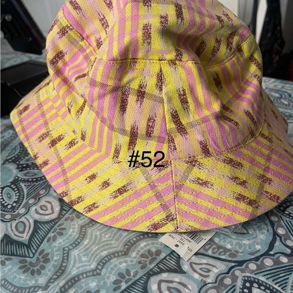 aerie Other - 🔴Aerie Yellow and Pink Striped Bucket Hat🔴